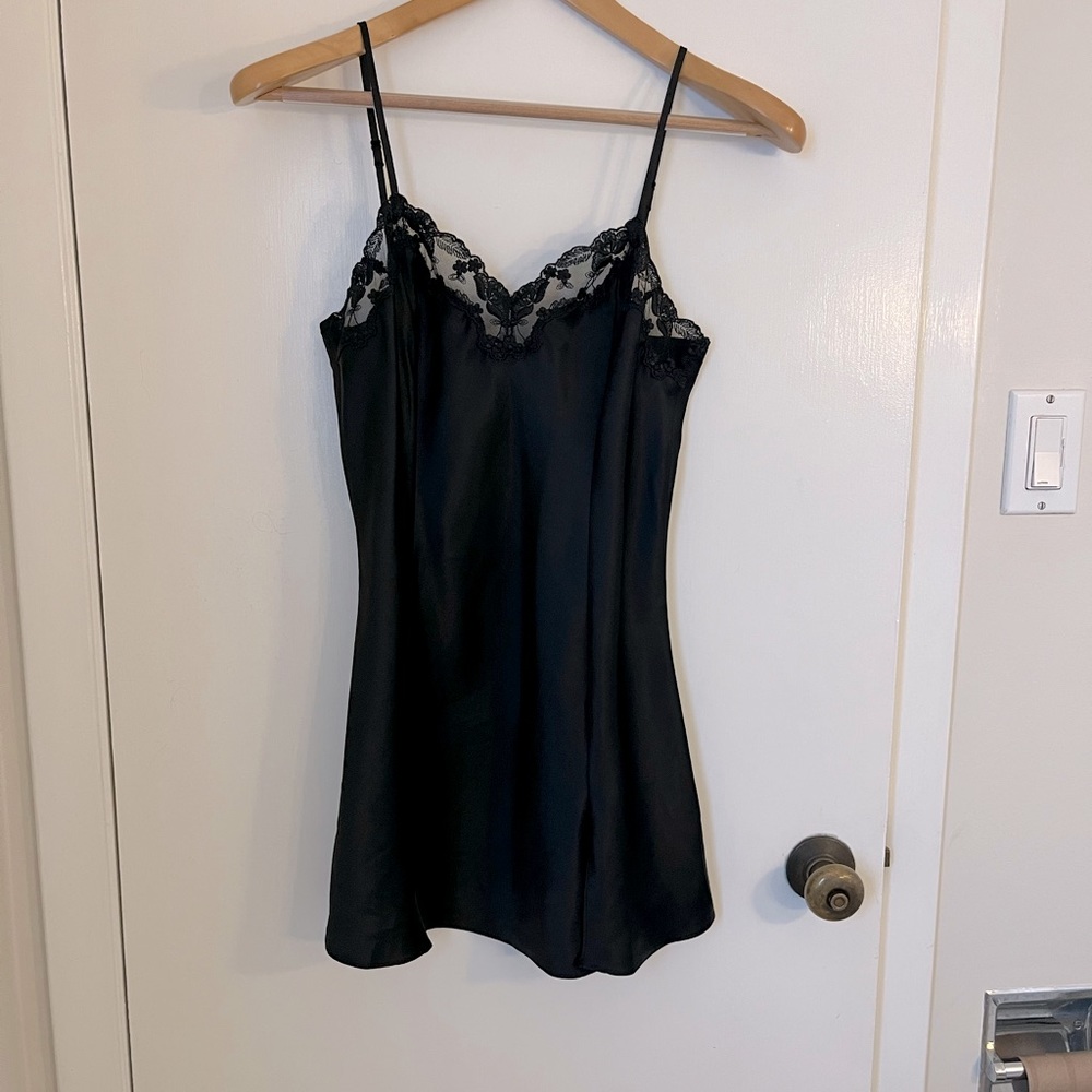 Vintage Y2K Victoria’s Secret Slit Slip Nighty